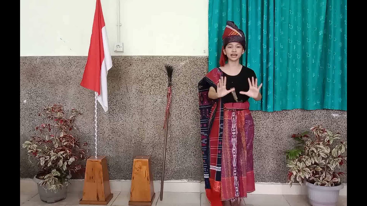 SMP Putri Cahaya_Adela Maureen_Story Telling