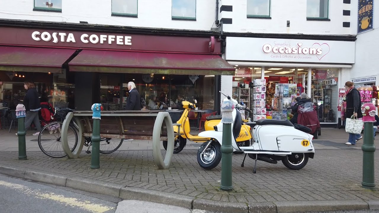 CLEVELEYS vibrant seaside town  4 miles north of blackpool  walking around the high street and prom