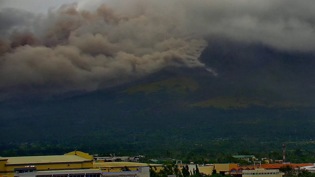 Feb 9, 2026: Mayon Volcano Unleashes Large Pyroclastic Density Clouds (PDCs) During Rainstorm