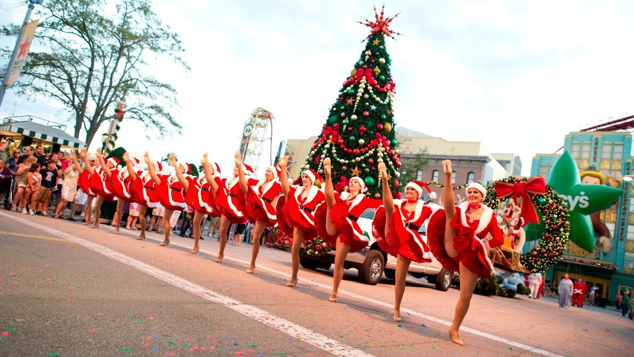 The Macy's Holiday Parade 2016 [4K]