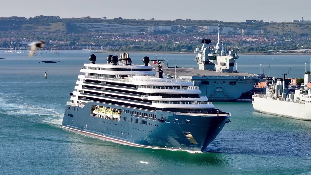 Ilma #superyacht @ritzcarltonyachtcollection leaving Portsmouth Harbour 08.07.25 