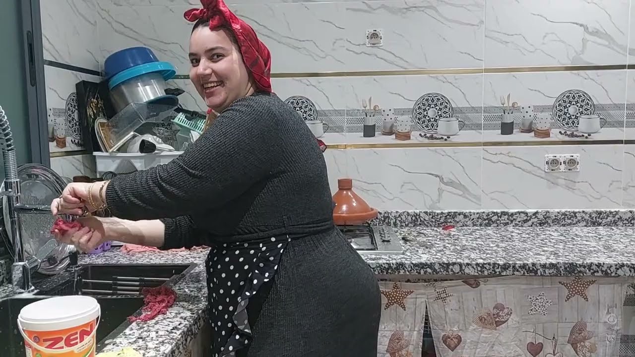 اراسي  يا لغريب فاين ممشيت تابعيني🙆‍♀️🙆‍♀️🙆‍♀️