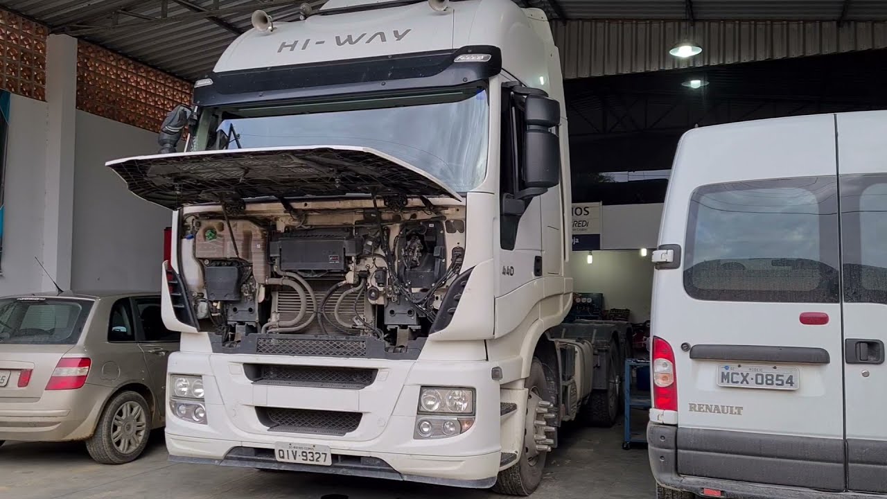 IVECO STRALIS HI WAY (TIREI O PAINEL POR NADA)
