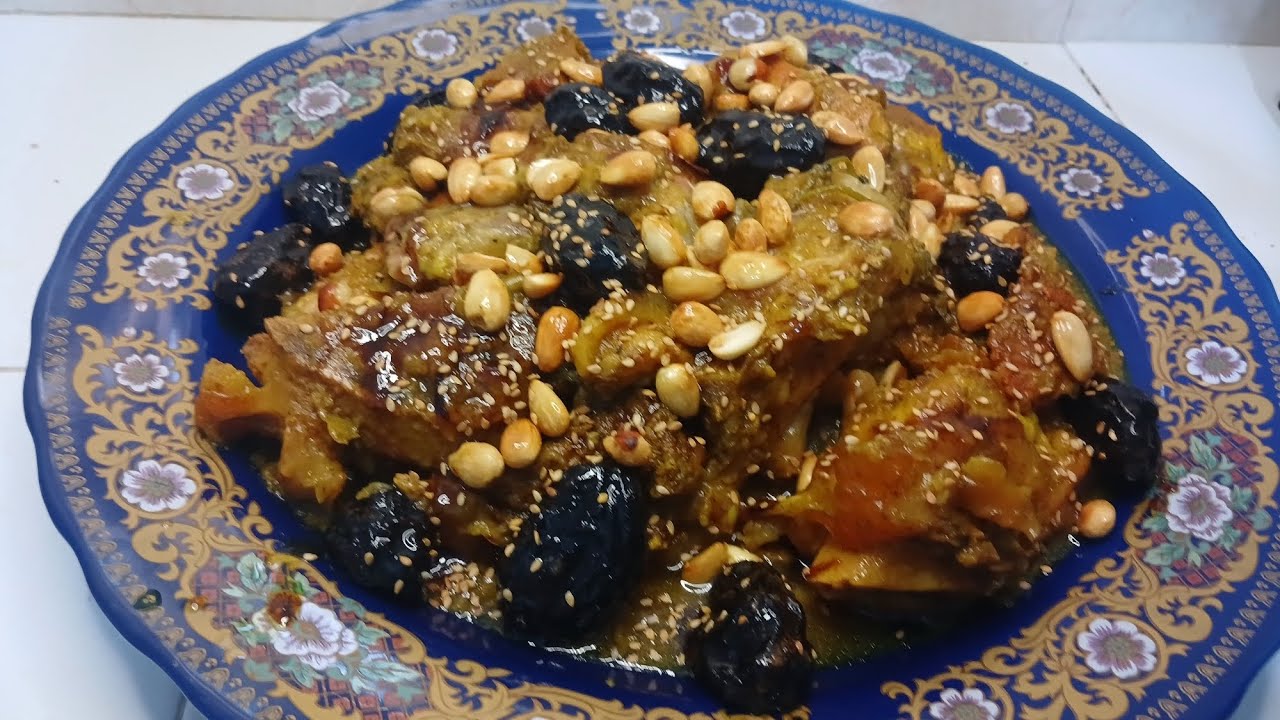 اللحم بالبرقوق معسل وصفة مغربية 🇻🇳  تقليدية ديال العراضة كيجي مدغمر ومعلك 🥰 بطريقة سهلة ولذيذة 😋😋