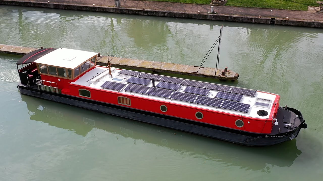 Luxury Barge Kingsley 65 Come What May