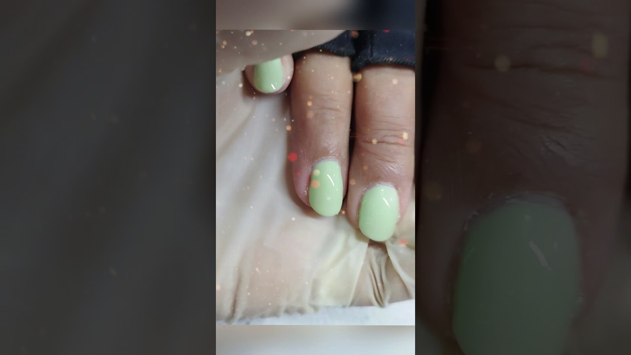 Gel build on natural nail #green #nails