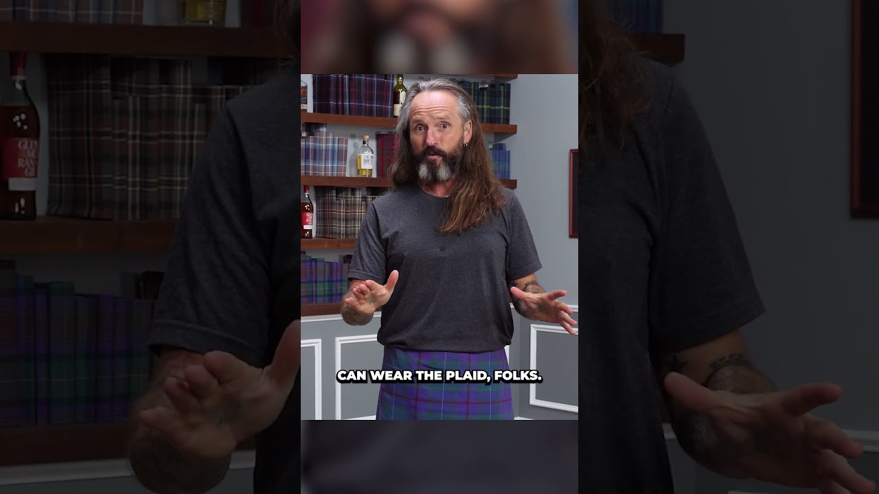 Wearing The Great Kilt in 60 Seconds | #kilt #highland #shorts