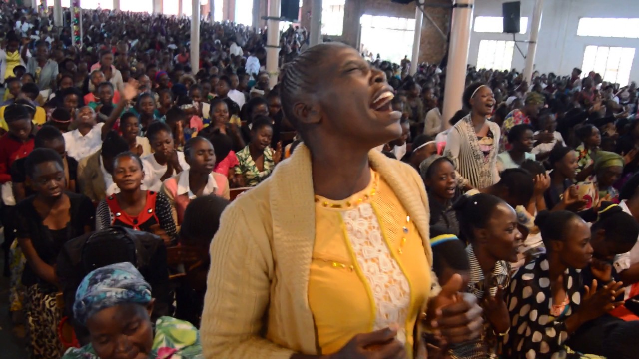 (1)LES SAINTS DE LUBUMBASHI LOUENT LEUR SEIGNEUR JESUS-CHRIST