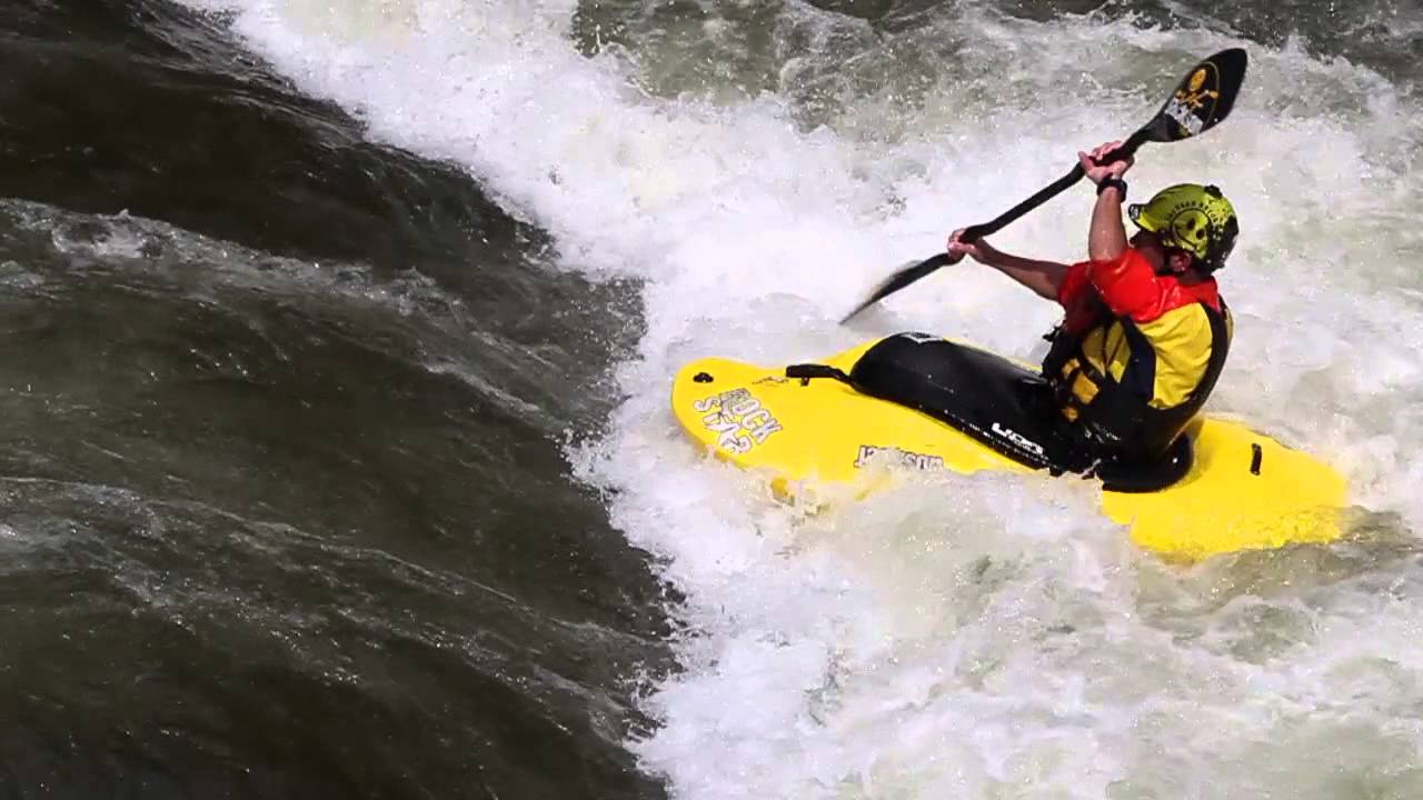 The Loop - The Playboating Bible - Instruction on how to loop