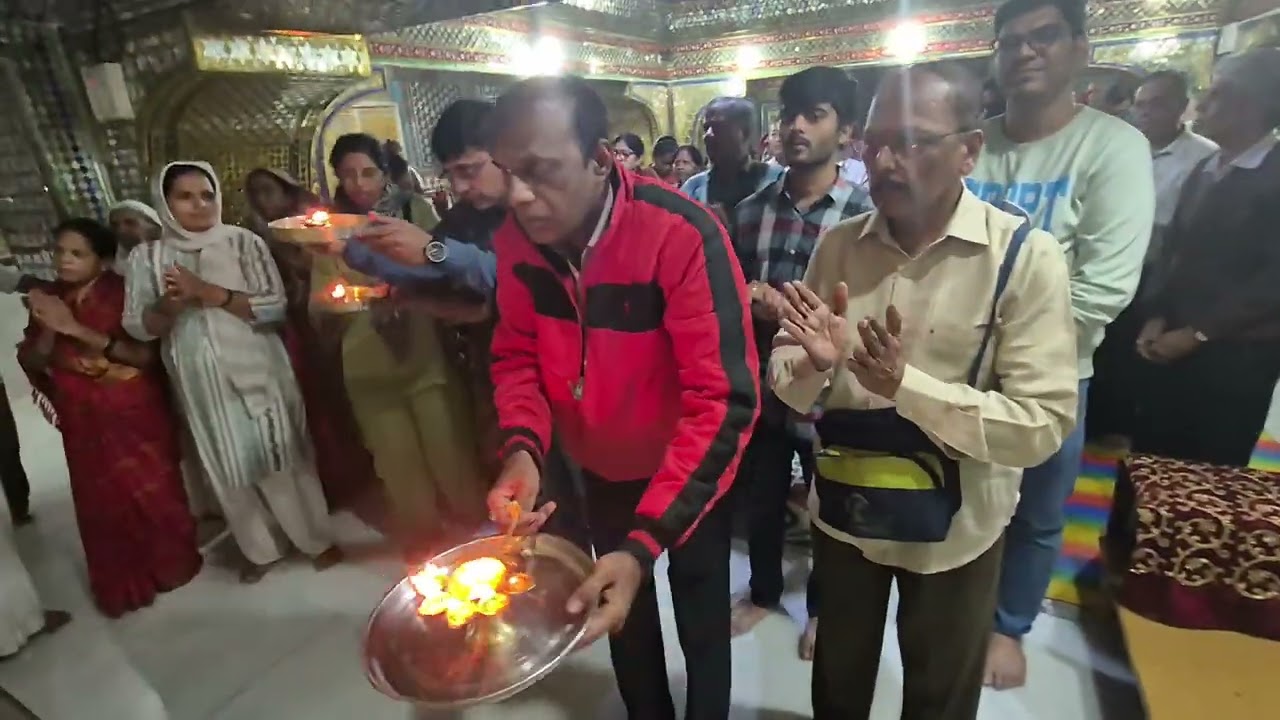 श्री मांगीतुंगीजी की आरती करते हैं 🙏अहमदाबाद दिगंबर जैन भक्तों द्वारा आरतीभक्ती आराधना 🙏19_02_2026🙏