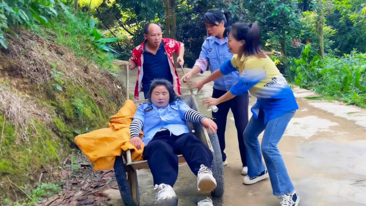 狡猾人贩子利用了美女的善良，趁机迷晕放倒她，还好被正义保安察觉，一招踹飞人贩子揍得他跪地求饶，救回保安同事【小啊敏】