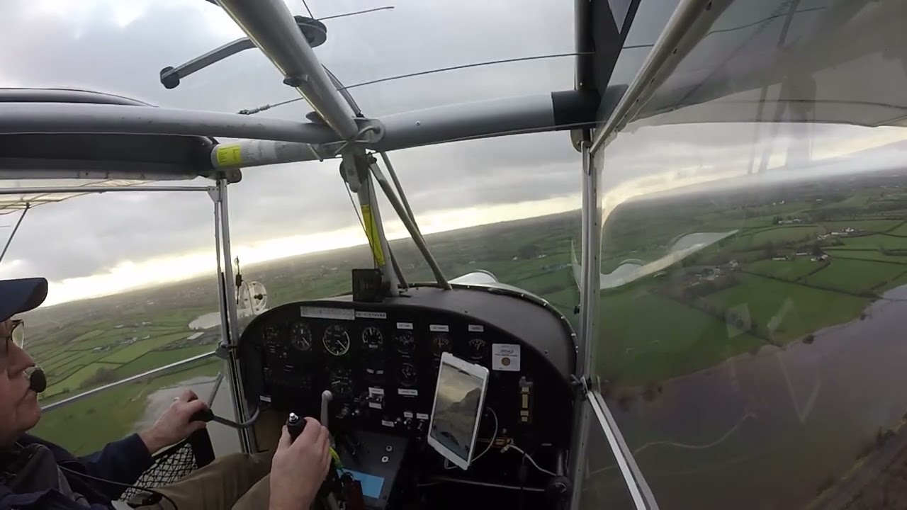 Skyranger Classic 912s - Dropping in to pick up a friend after the flooding