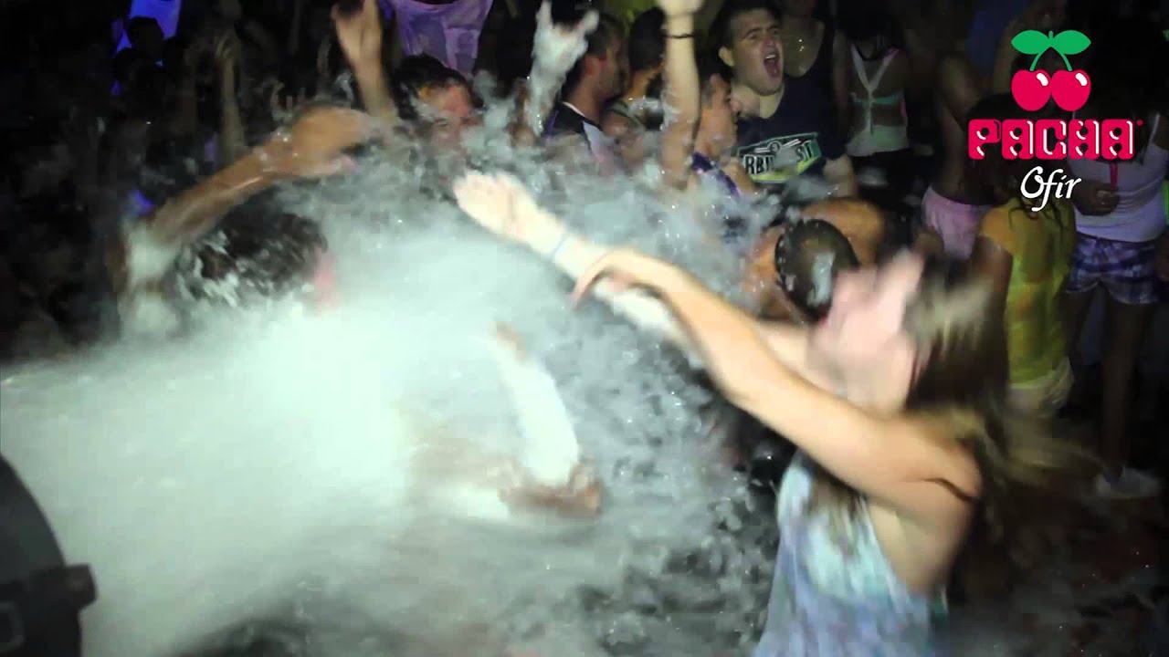 MAD MONDAYS - Pacha Ofir