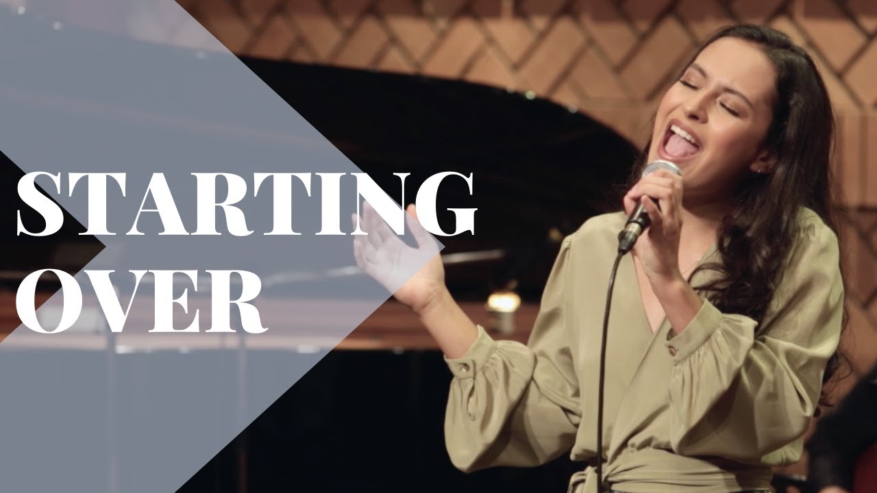 Starting Over - Ma&iacute;ra (Live Performance in S&atilde;o Paulo)
