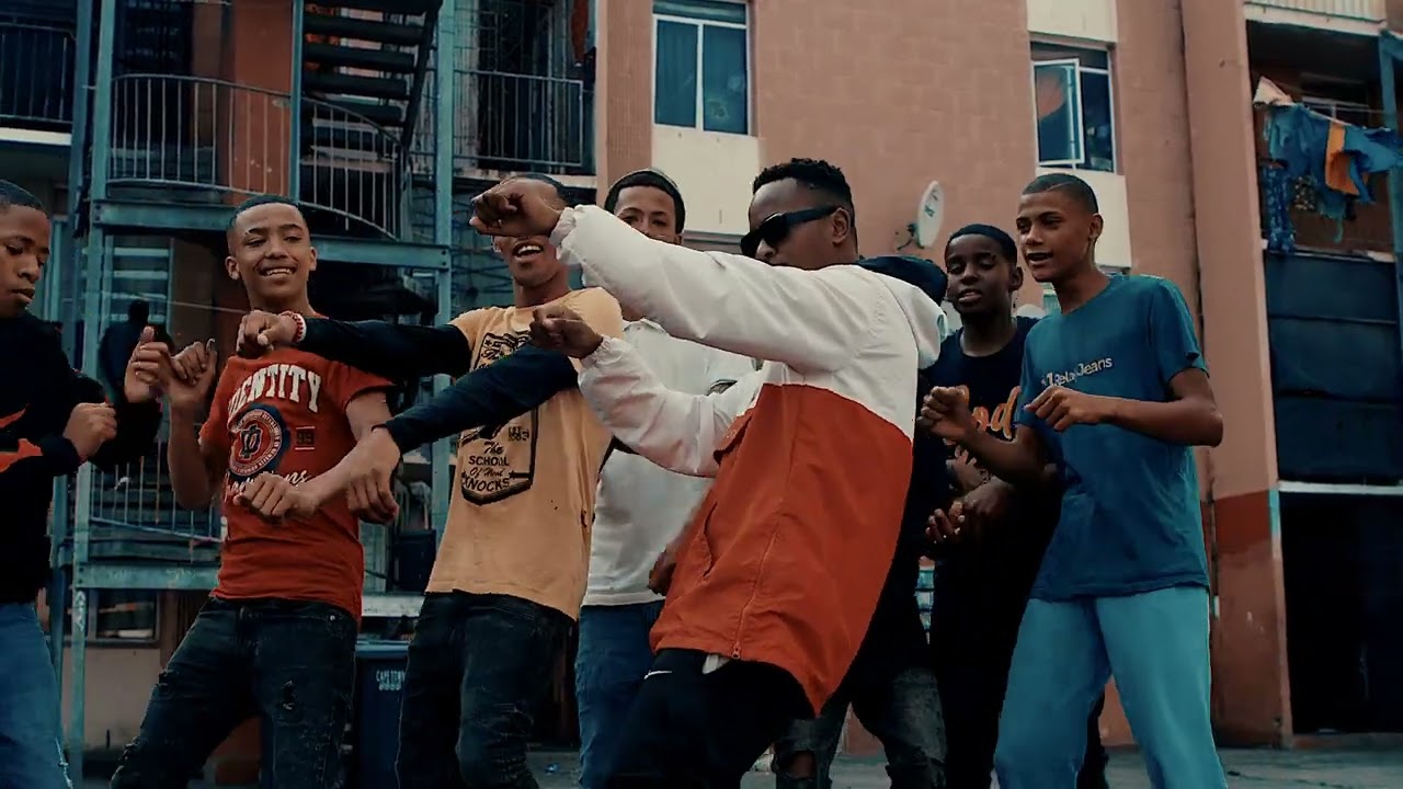 KD SUMMERZ   CONGA Official music video