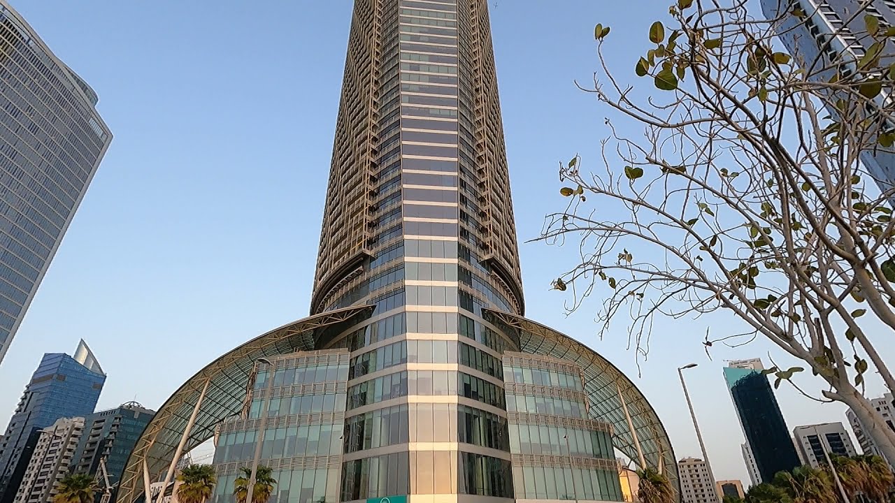 Extraordinary shape or Oddly shape building? Comment yer opinion? what do u think? LANDMARK TOWER!