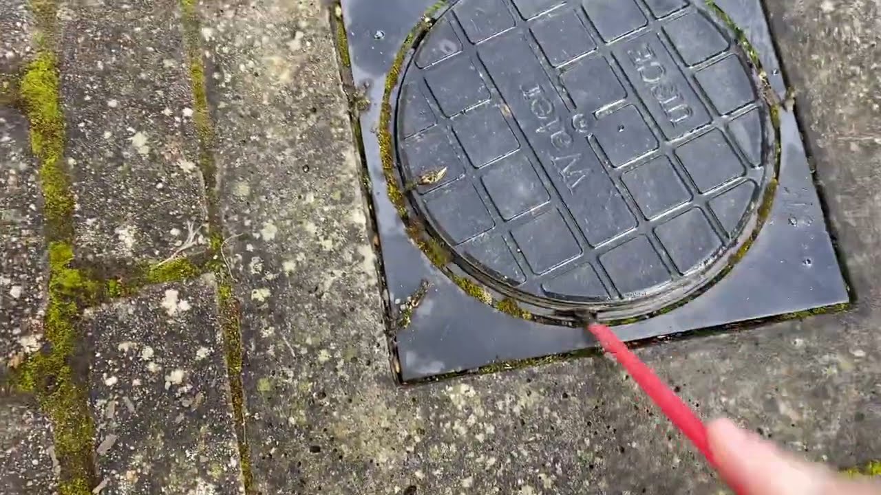 How to turn off your water in an emergency at the water meter