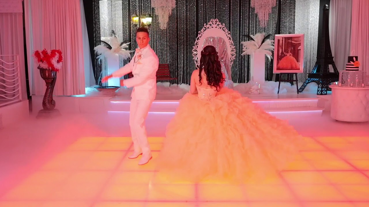 Vals love on the brain Rihanna .15 años de Chanely Vale