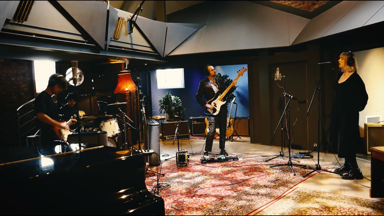 Bleach Lab - In Your Arms (Live at Salvation Studios)