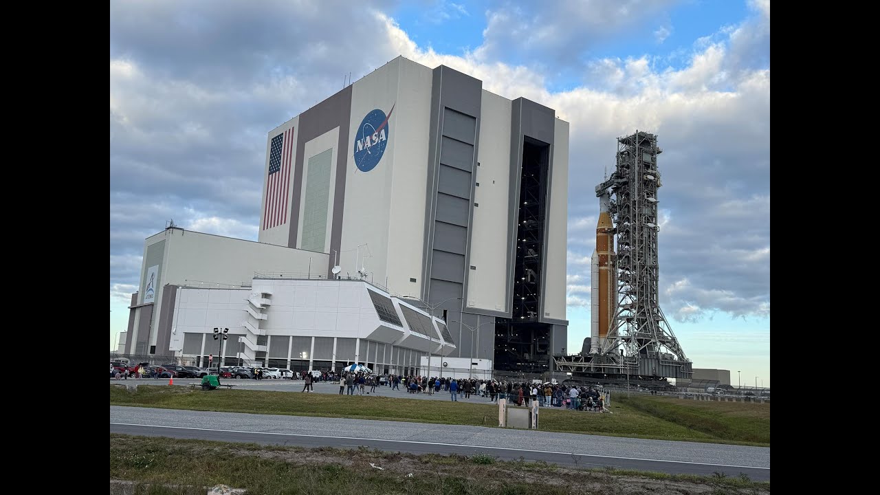 Artemis II rollout from VAB to launch pad 39B at KSC
