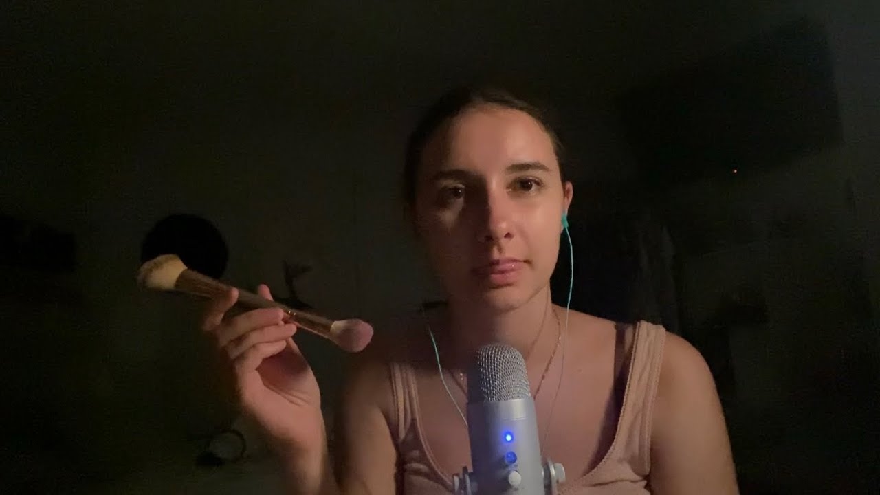 ASMR mic brushing