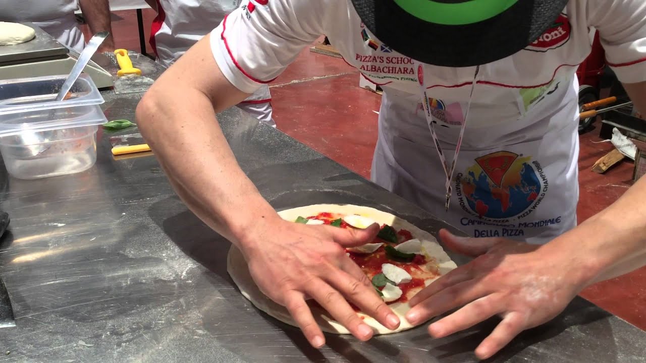CAMPIONE DEL MONDO-PIZZA NAPOLETANA STG-PARMA 2015- ATTILIO ALBACHIARA