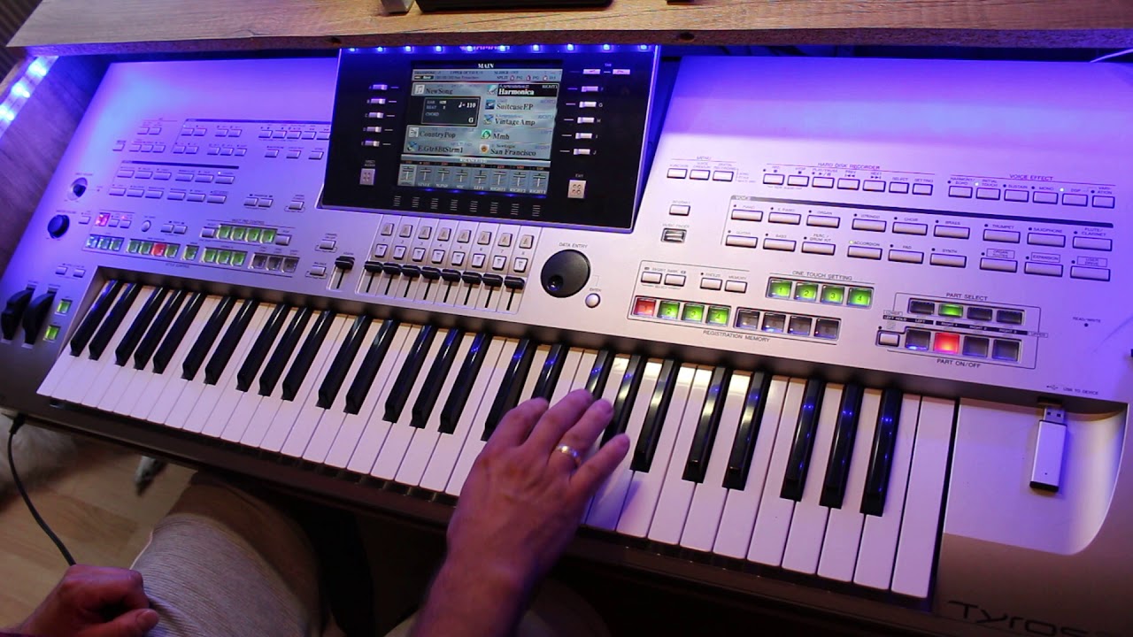 San Francisco von Scott McKenzie on Tyros 3