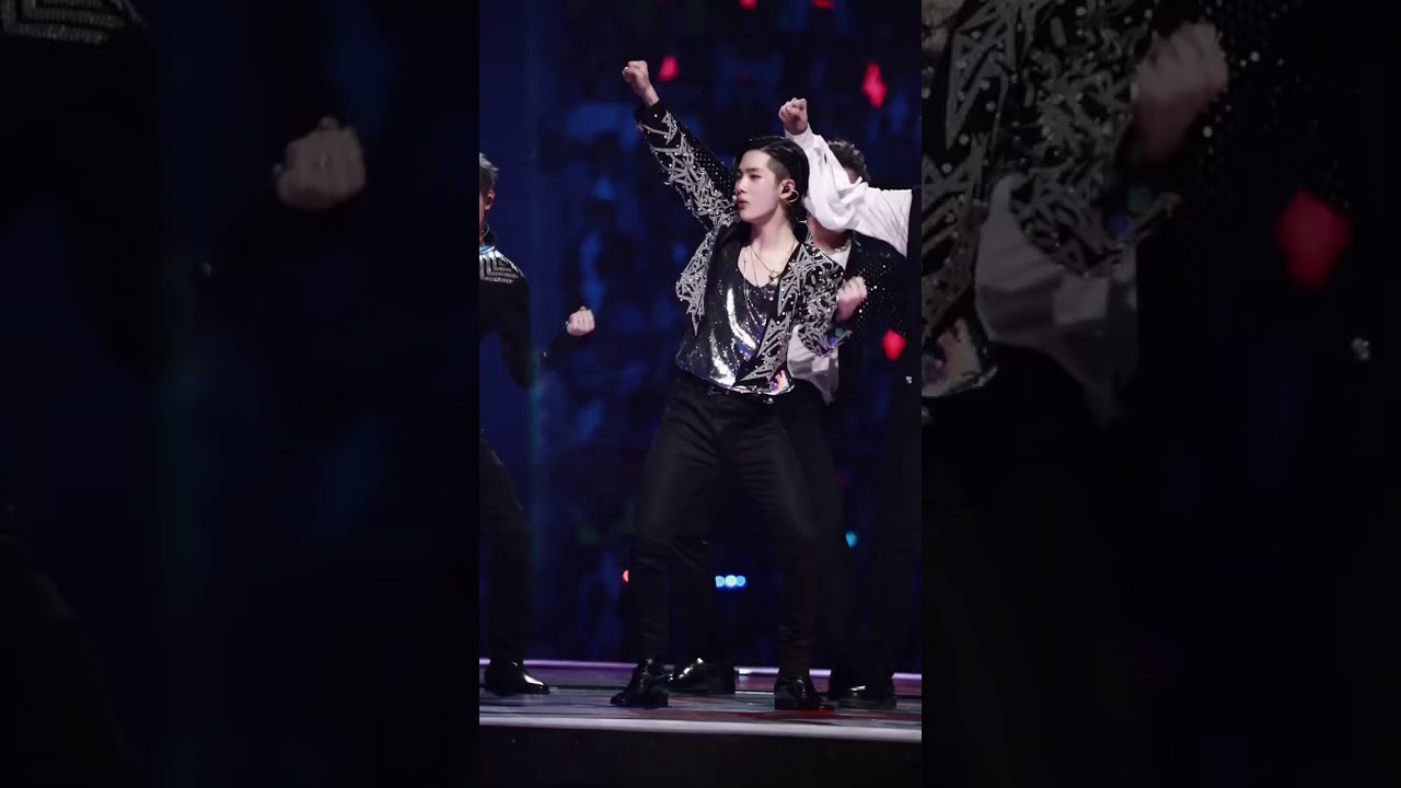 have fun R1SE 广州演唱会 2019 周震南直拍 cr Persona0621 周震南 【周震南 Vin Zhou Zhennan】