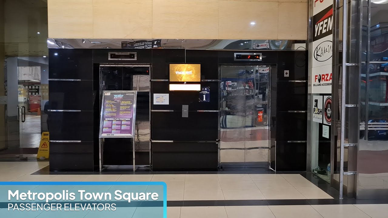 The Only Working Elevator at Metropolis Town Square