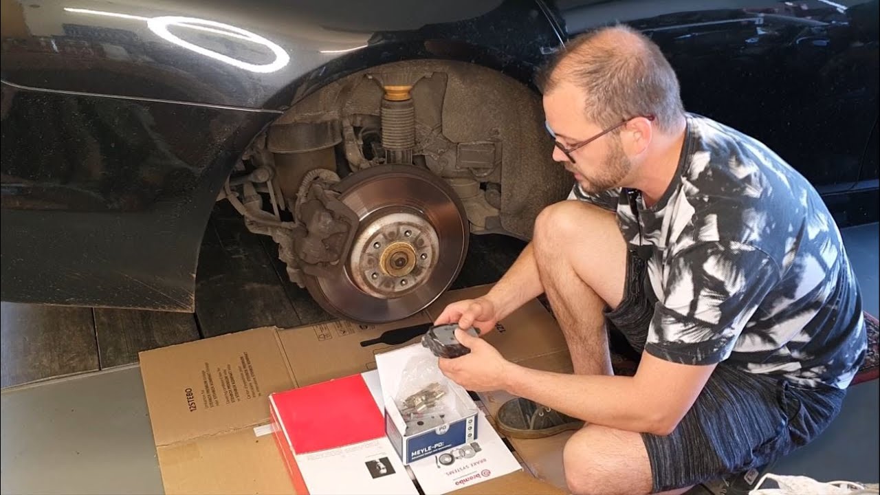 BMW 530d Bremse hinten wechseln - F10 / F11 xDrive - elektrische Feststellbremse