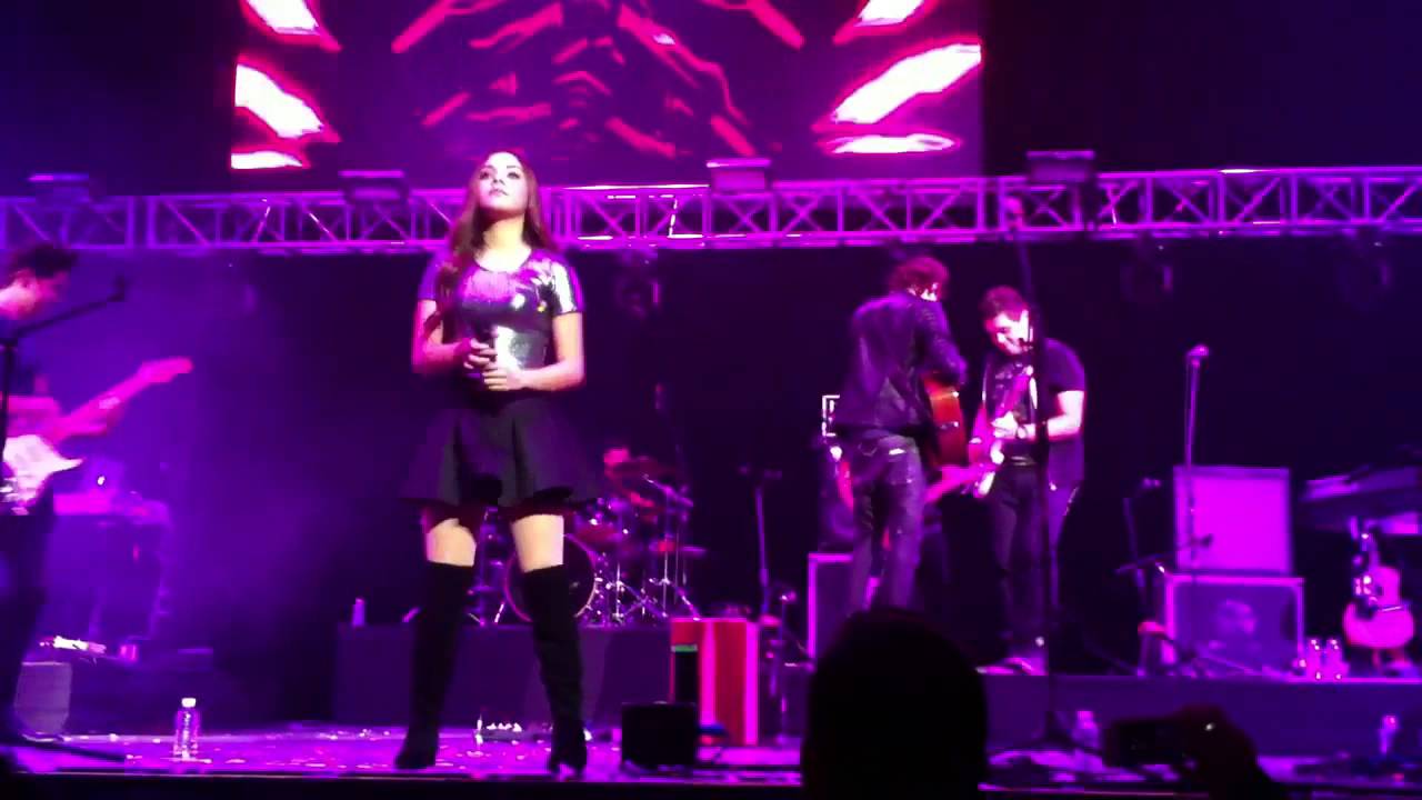 Vazquez Sounds - You Belong With Me (Teatro Metropolitan 30 de octubre)