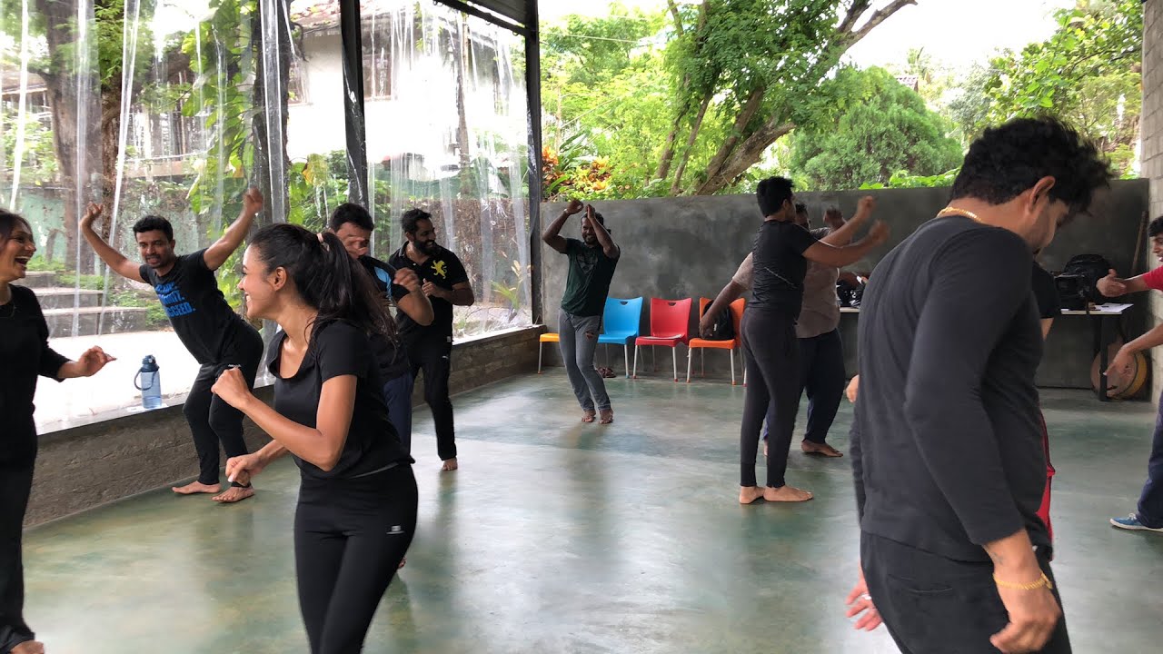 තියටර් එක්සර්සයිස් දිනක්ෂි සාරංග ඉසුරු උපේක්‍ෂා නදීෂා සමග - Mahendra Perera Actors Studio