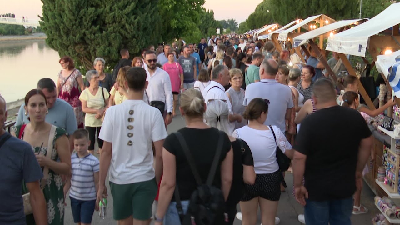 Prva ovogodišnja Osječka ljetna noć izmamila na ulice tisuće Osječana