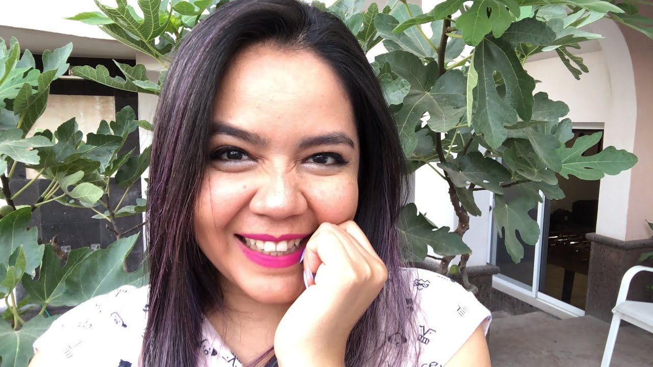 Preguntas inc&oacute;modas #preguntalealaura / Laura Tagle