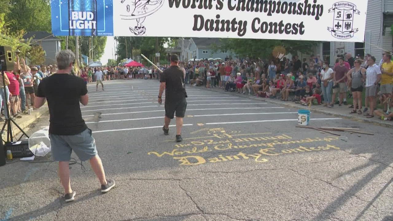 Hundreds appeared for 52nd annual World Championship Dainty Contest