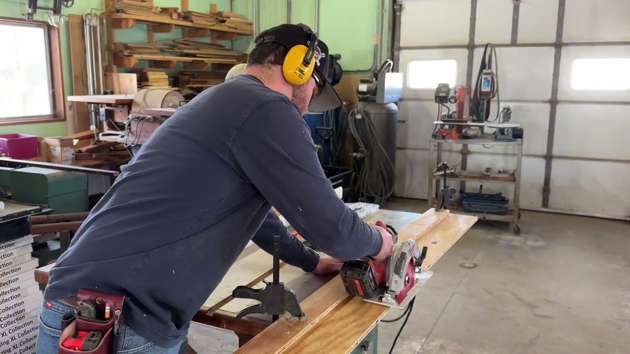 Building a Poor Man’s Track Saw. A Homemade Track Saw Without The Cost or Math