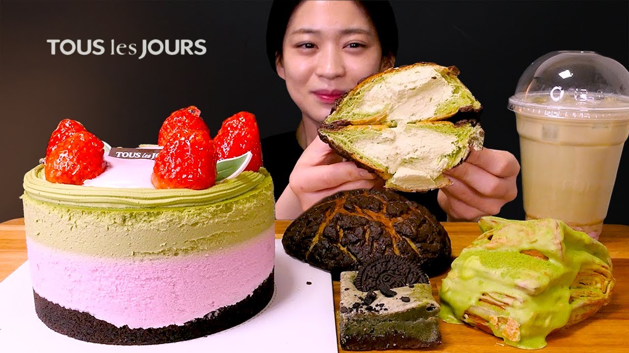 🍵뚜쥬 말차 특집!!😍뚜레쥬르 딸기 말차 케이크와 말차 빵 먹방❤ | Tous les Jours Strawberry Matcha Cake, Bread ASMR Mukbang