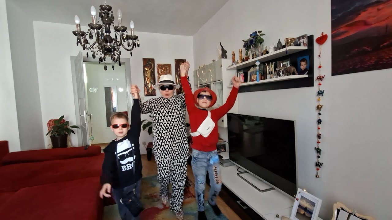 МЫ СДЕЛАЛИ ЭТО ВМЕСТЕ! СЕМЕЙНЫЙ ПОКАЗ МОД 😎/КОГДА БАБУЛЯ И ВНУКИ-ОДНА КОМАНДА! 