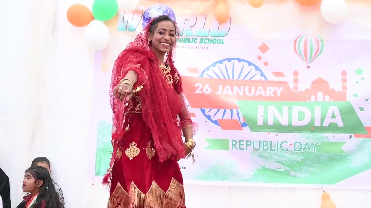 Dekh ke Tujhe Ek Dafa Phir kisi ko naa Dekha Kabhi