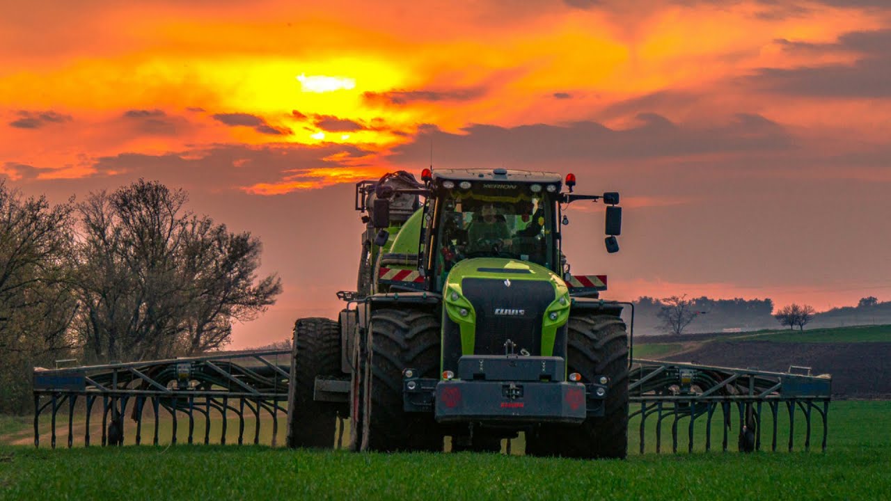 Aplikace digestátu | Rhea Holding | Claas Xerion 5000 , Claas Axion 870 | 2x Tatra Phoenix
