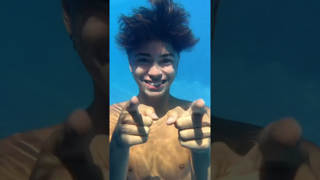 popopo under water😳🐠