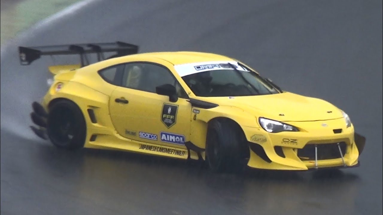 1000HP 2JZ Swap Toyota GT86 Drifting Test On Wet - TURBO SOUND!