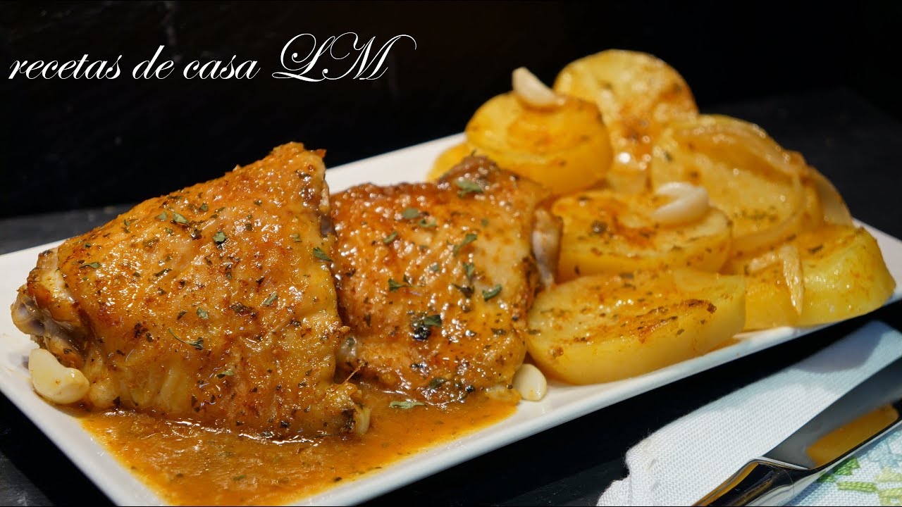 POLLO AL VINO BLANCO CON GUARNICIÓN DE PATATAS PANADERAS RAPIDAS  RICO Y MUY FÁCIL