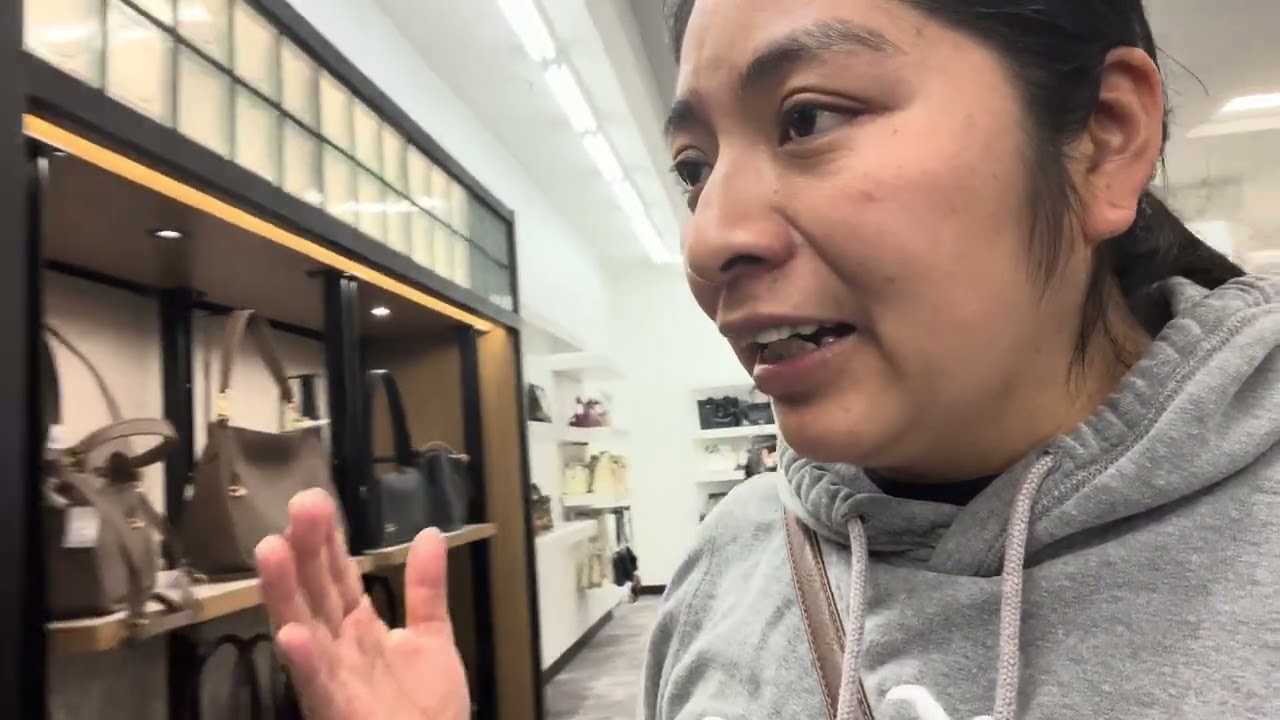 Miran el video ahí checan los precios las bolsas en otra tienda que ay barato 🙀😲