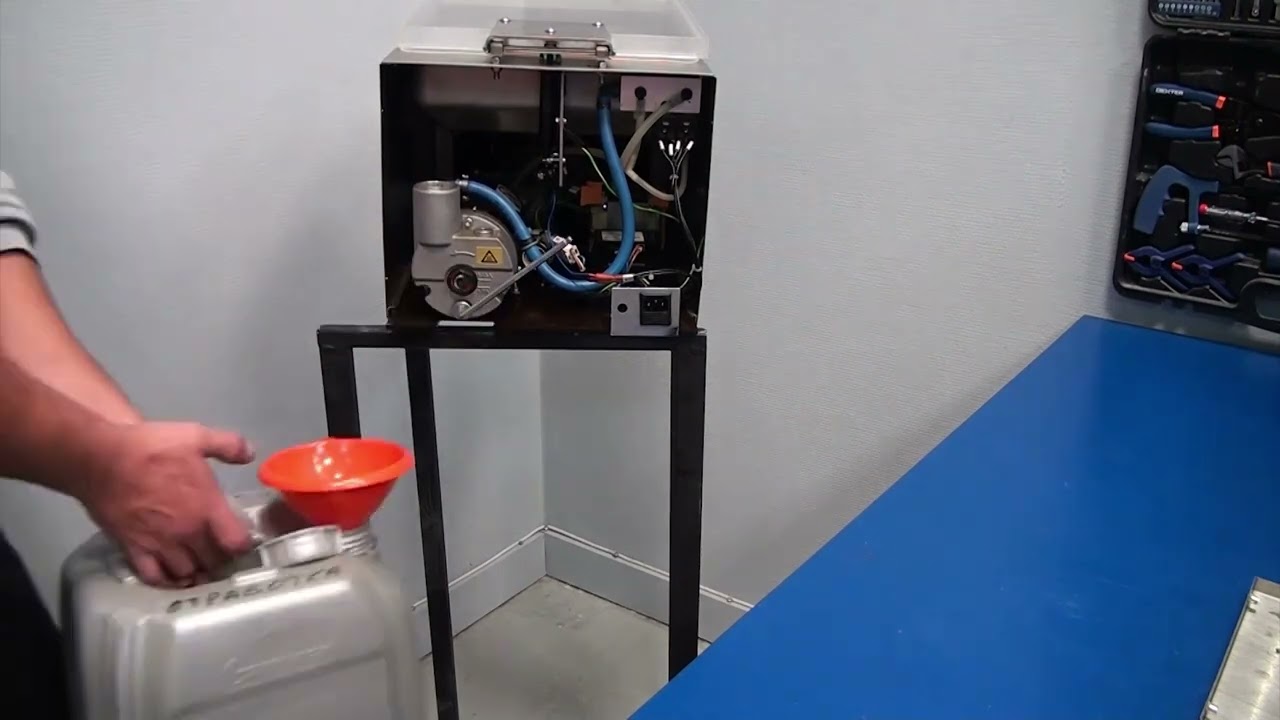 Henkelman MINI JUMBO Замена масла в вакуумном упаковщике