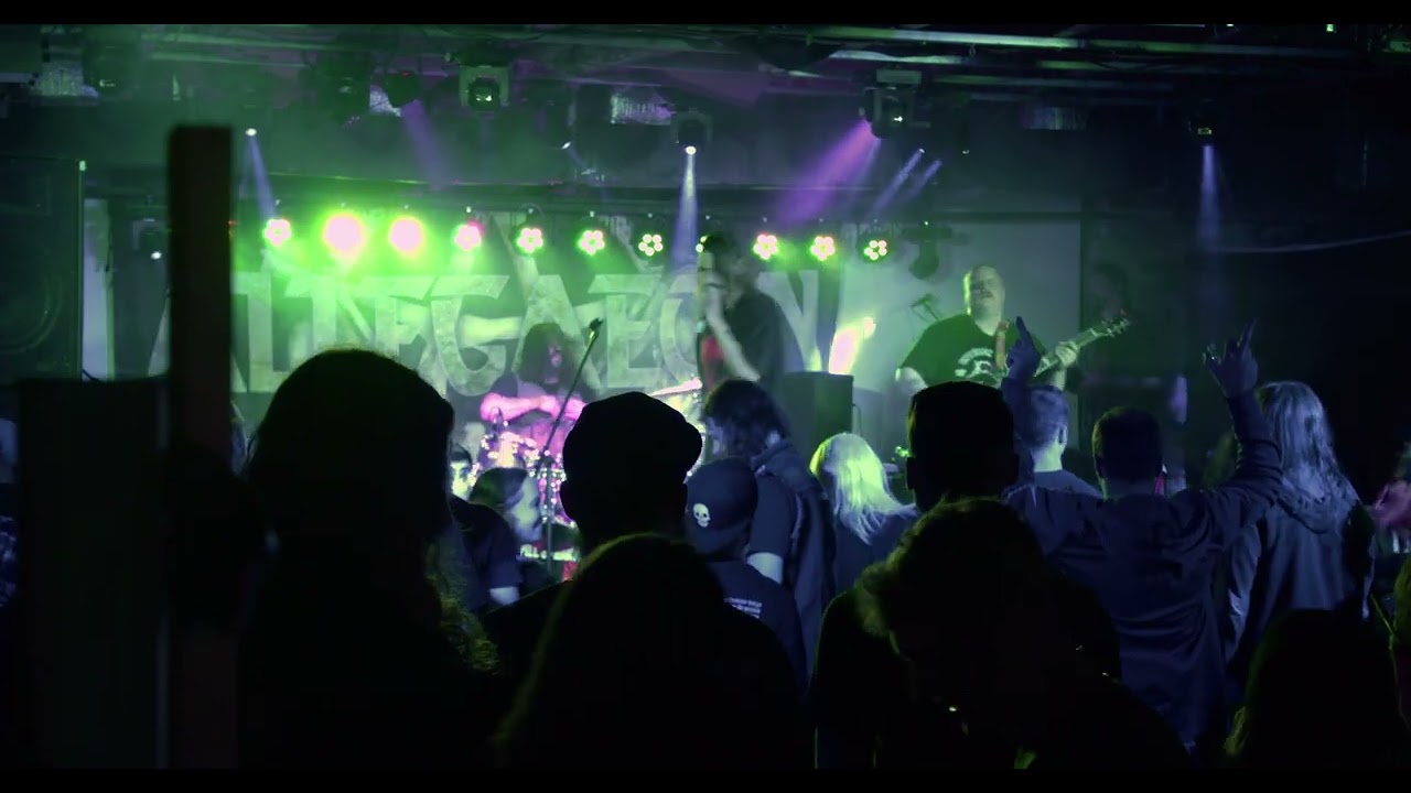 RIPPIN METALLIC HARDCORE! Whorrify From Calgary (FULL SET)