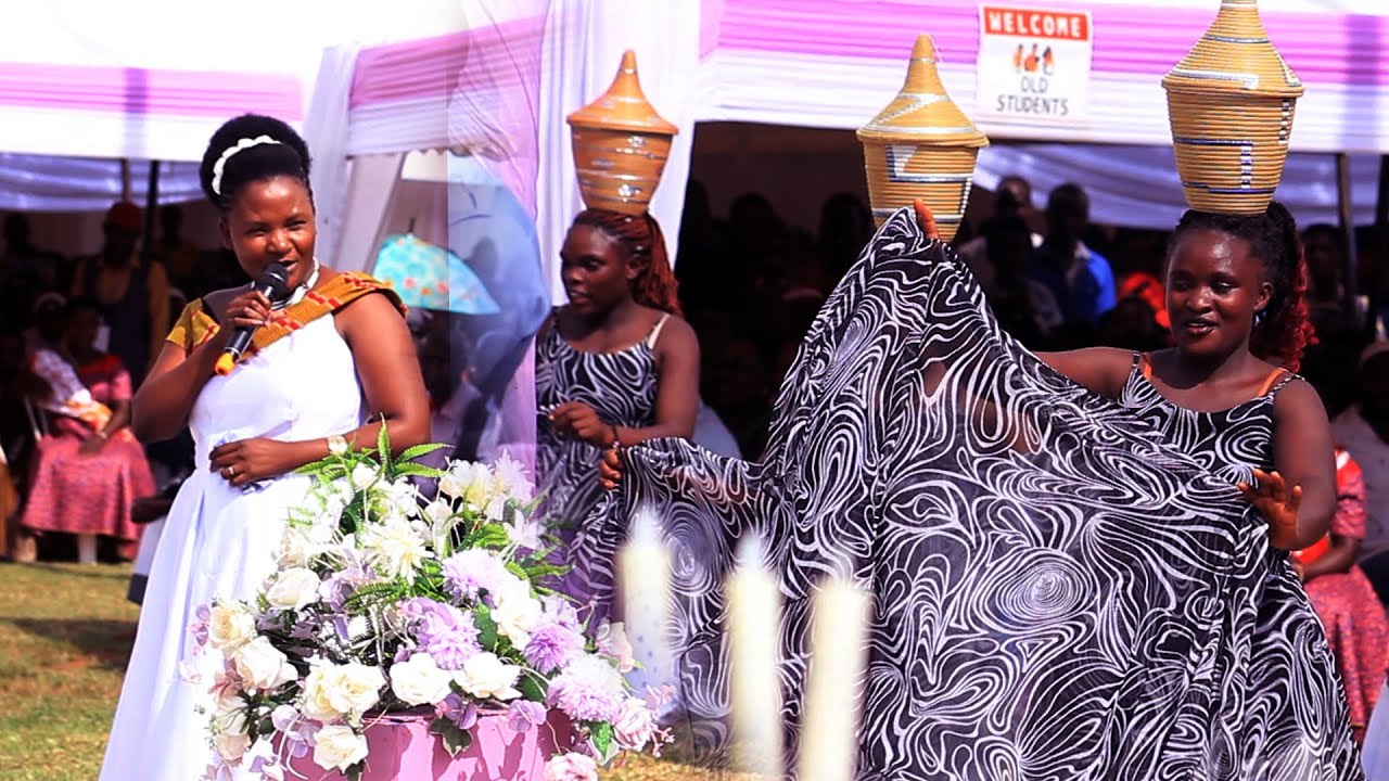 Jackie Bwemi Mugabe Presenting Live in Kamwengye