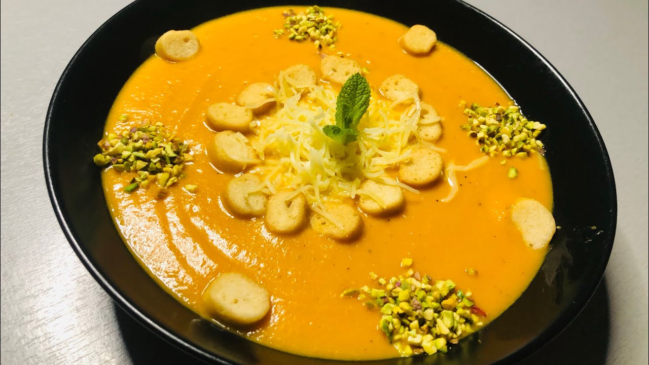 Soupe de courge / ‏حساء القرع الحمرا الكريمة