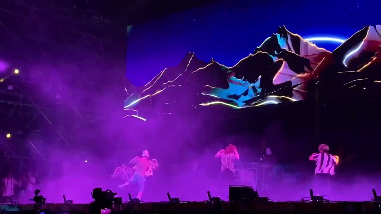Justin Bieber - Where Are You Now - Live at Lucca Summer Festival
