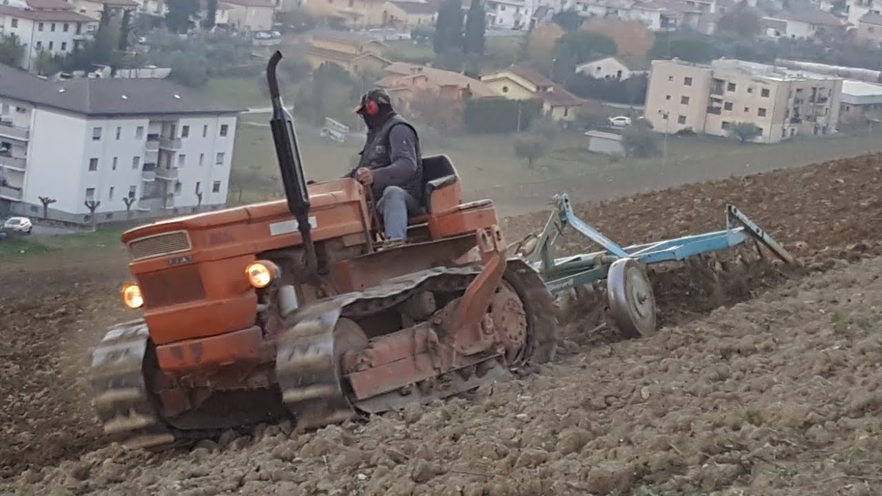 ESTIRPATURA 2017 | FIAT 805C + estirpatore GHERARDI | NEW HOLLAND TK90MA + estirpatore ANGELONI